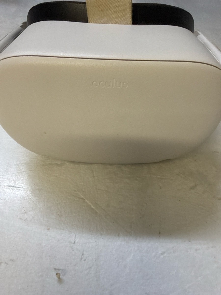 OCULUS META QUEST (G69007130)