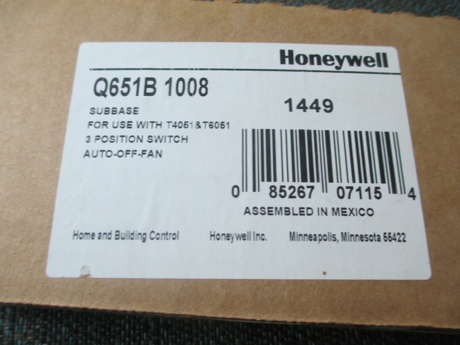 Honeywell Q651B1008 Subbase For T4061 & T6051   NEW!