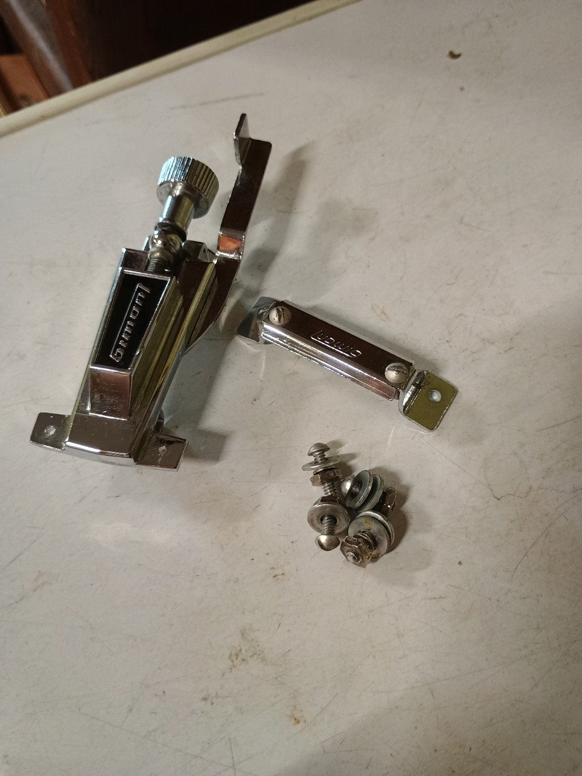 (1) VINTAGE 1970's LUDWIG P-85 SNARE DRUM STRAINER & BUTT-JAZZ FESTIVAL-VG!