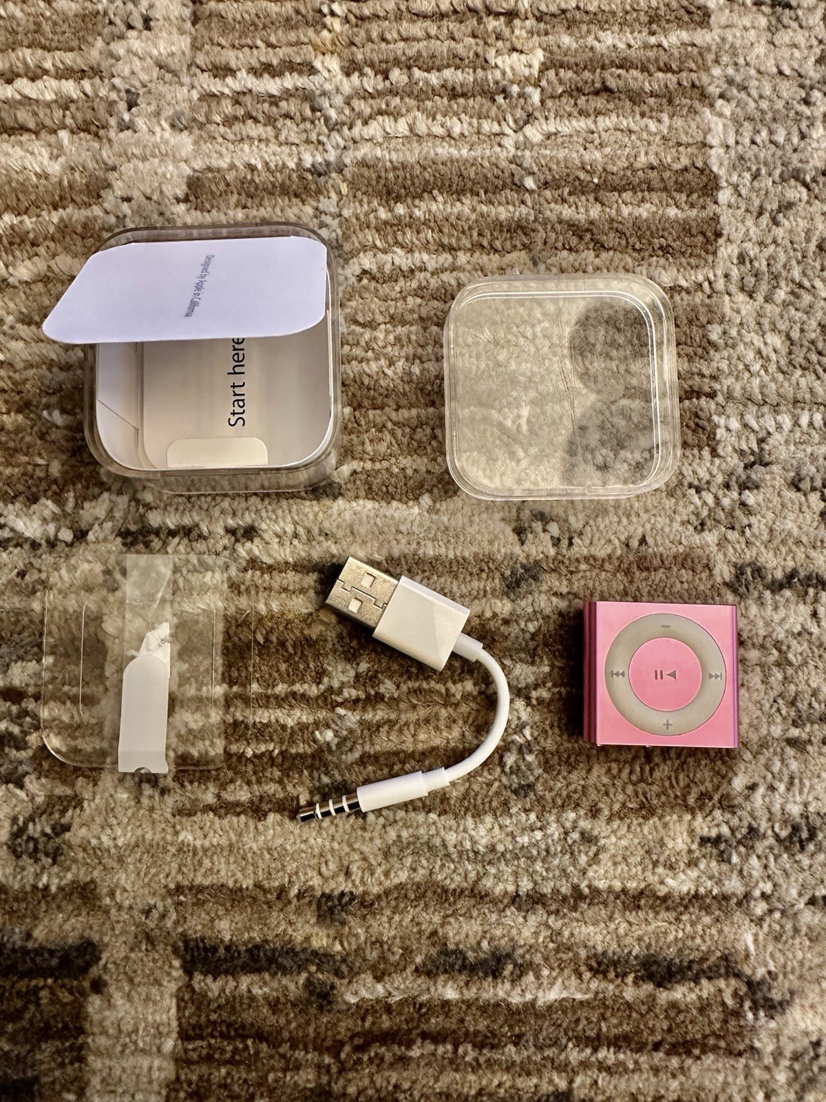iPod Shuffle 4th Generation 2GB…Pink. Mint Condition.