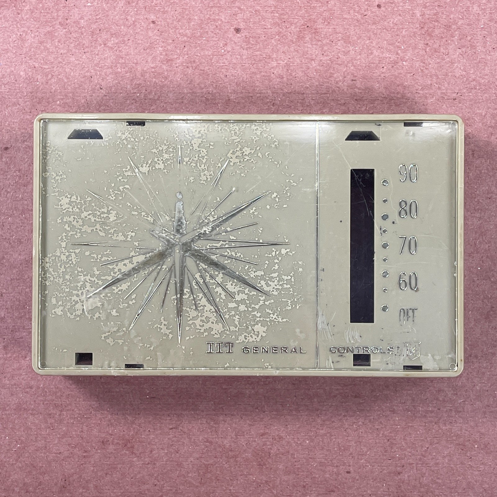 ITT General Controls Thermostat COVER ONLY T70BH109A112 57424 70s 4.5x2.75x0.75"