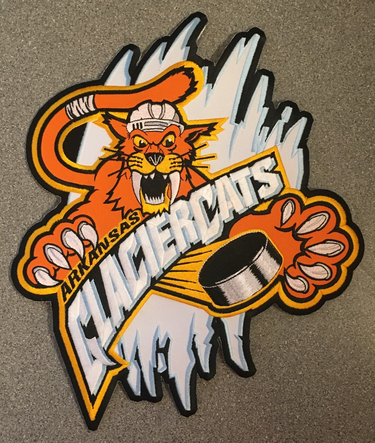 1998-99 ARKANSAS GLACIERCATS WPHL HOCKEY MINORS VTG 12.5" DEFUNCT TEAM PATCH V1