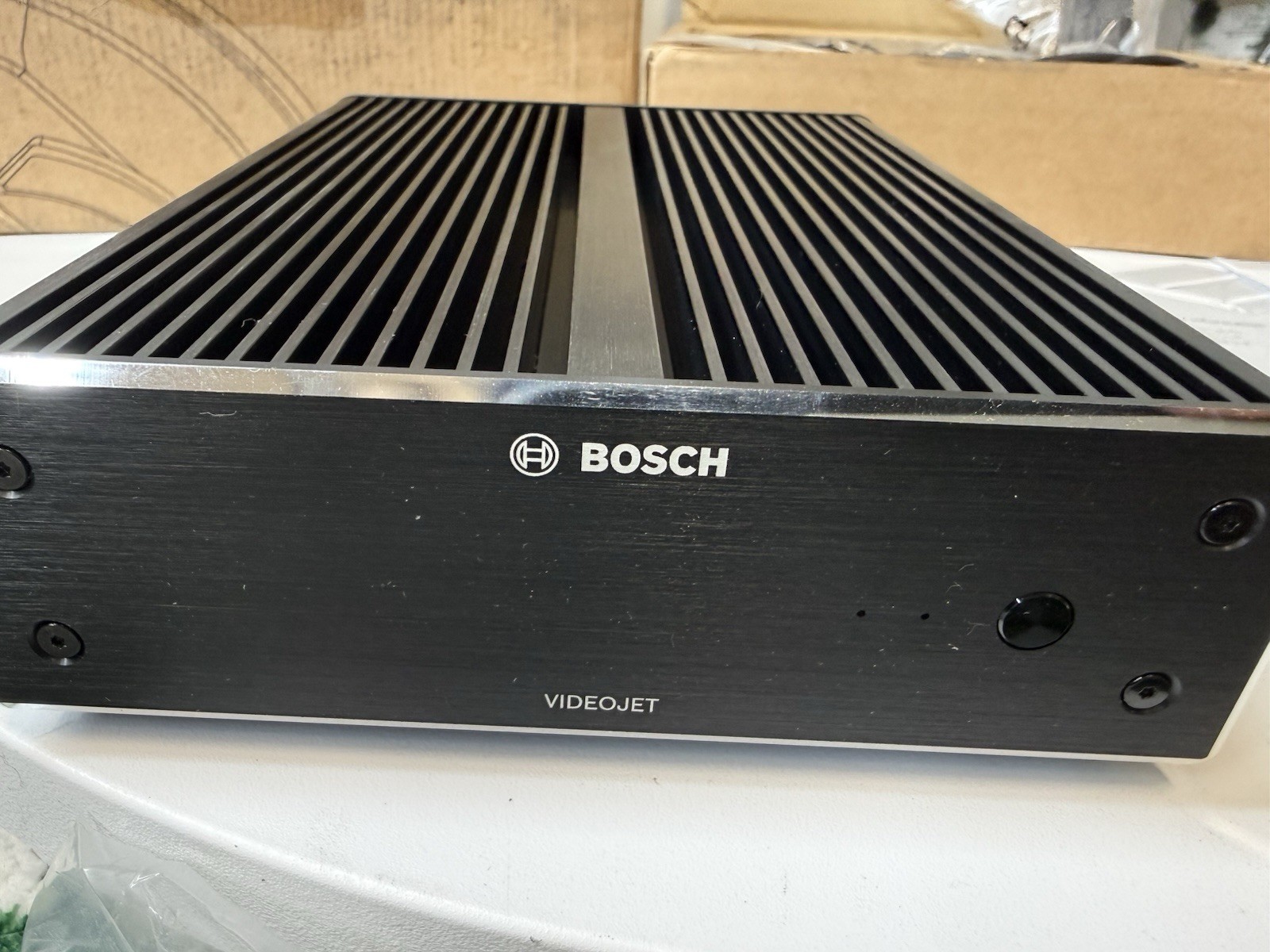 Bosch VIDEOJET decoder 7000 VJD-7533 1CH H.265 UHD IP/Network Decoder