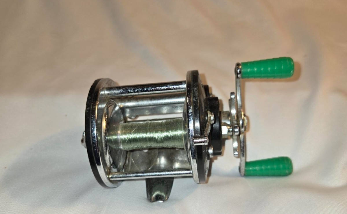 Vintage Penn Peer No. 109 Levelwind Fishing Reel Made in USA