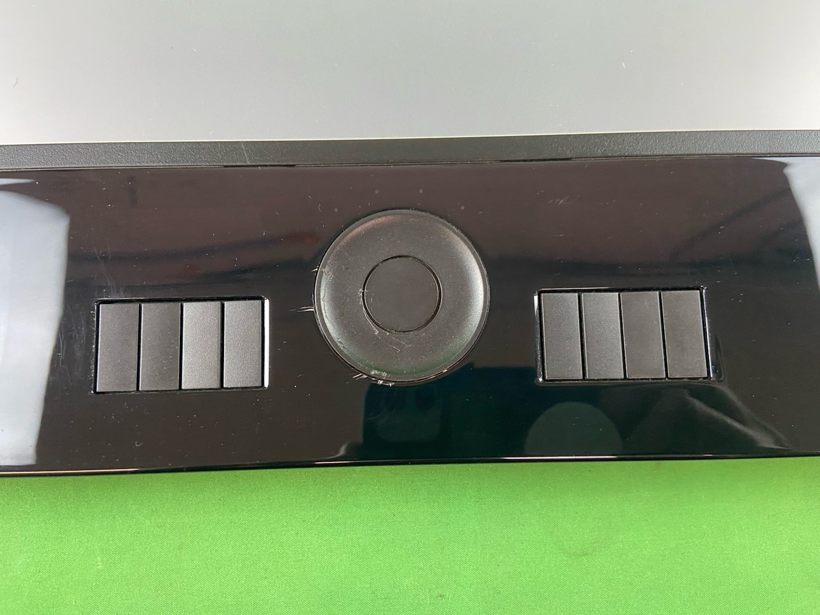 Wacom Intuos 4 XL PTK-1240 Graphics Tablet USB | Powers On Untested