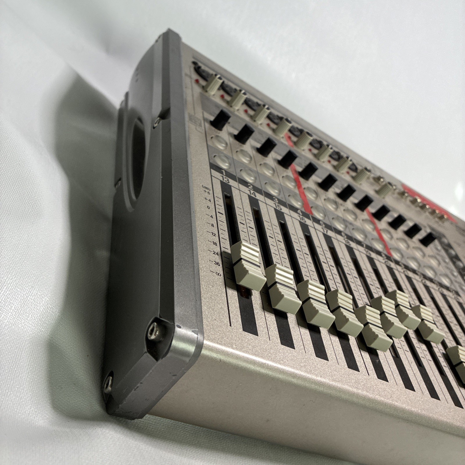 Roland SI-24 Studio Interface 56 kHz 24-bit No Power Cord