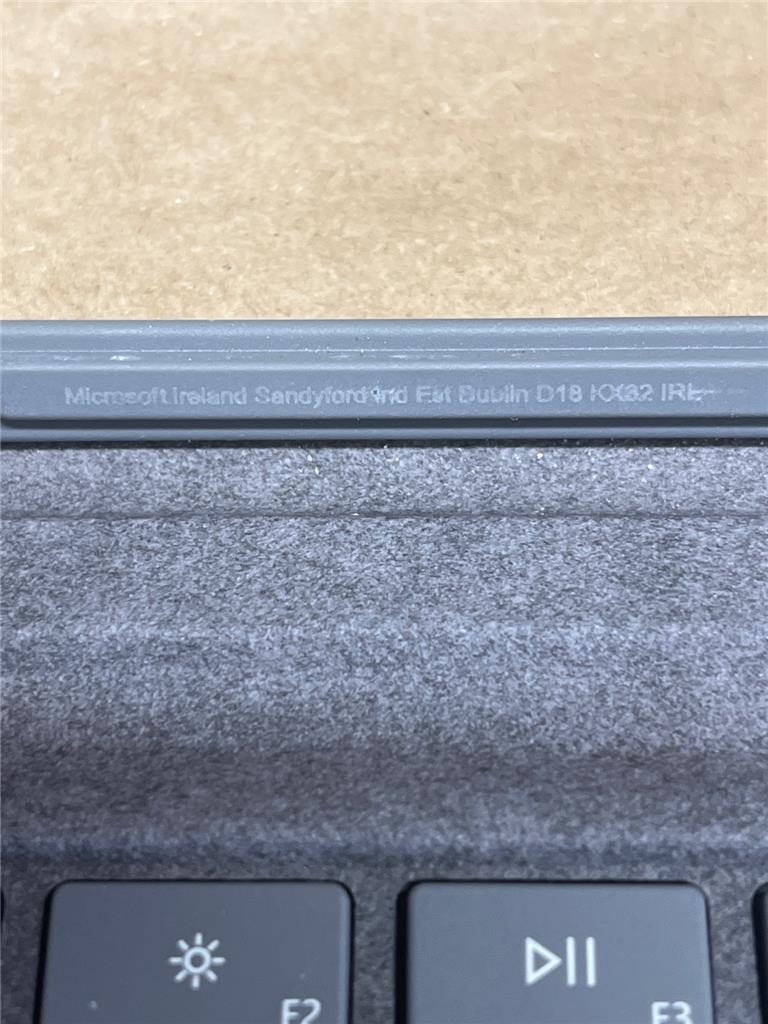 Microsoft Surface Keyboard Magnetic soft grey Surface 7 Pro Authentic Microsoft