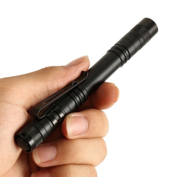 2 Pack Tactical Red LED Flashlight Red Torch Best Mini Red Clip Handheld Light