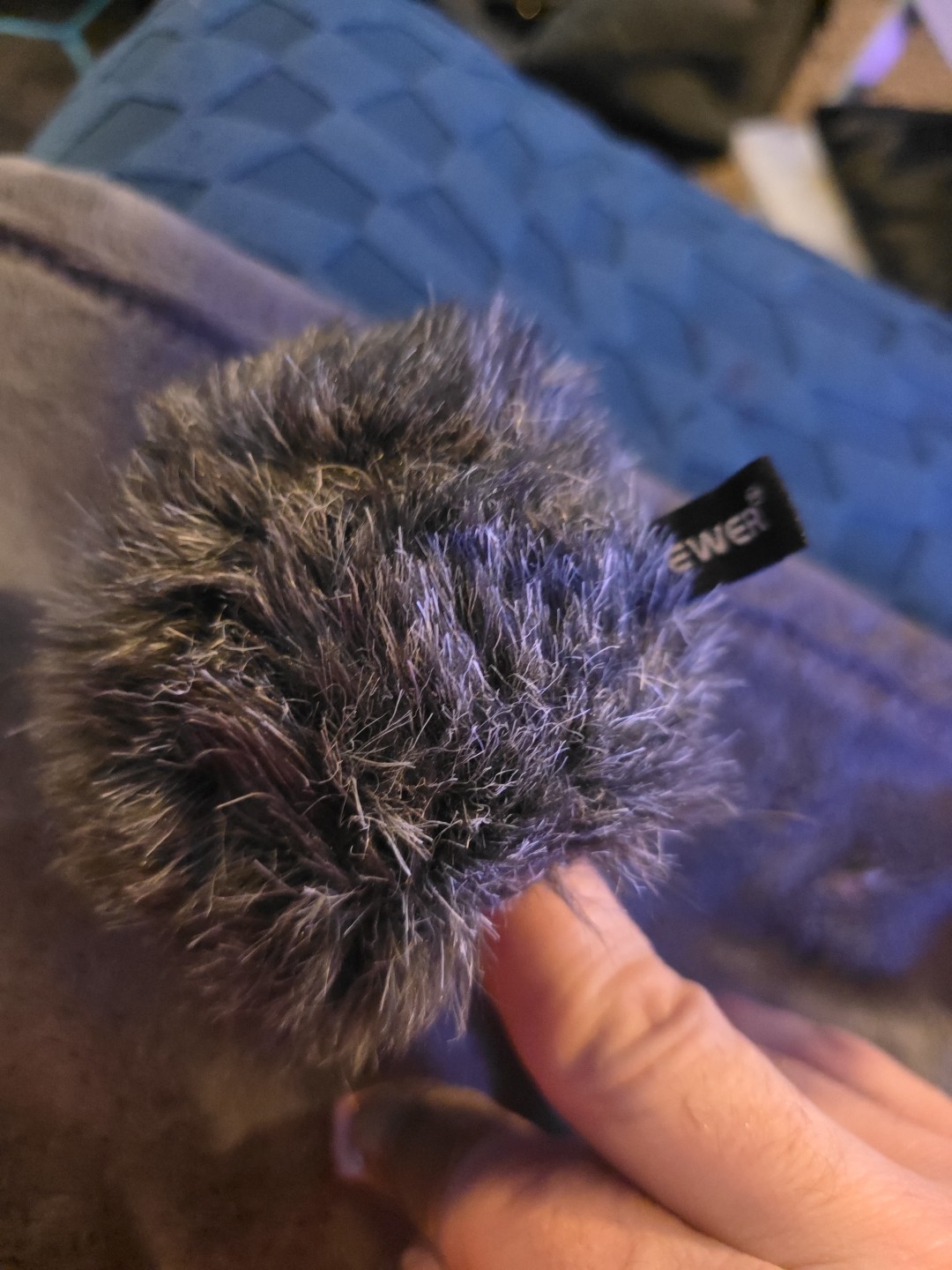 Neewer Shotgun / Phone Microphone Wind Muff