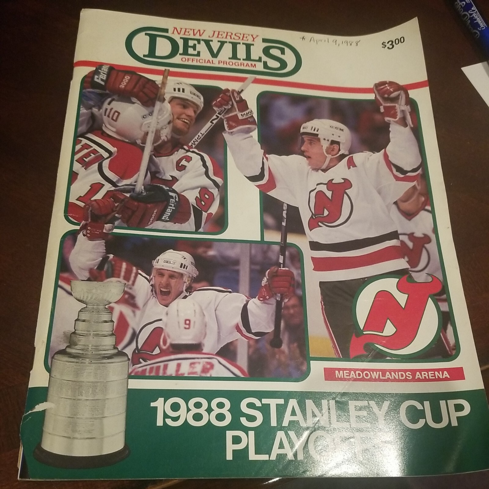 New Jersey devils official game program guide book NJ 1988 Stanley cup playoffs