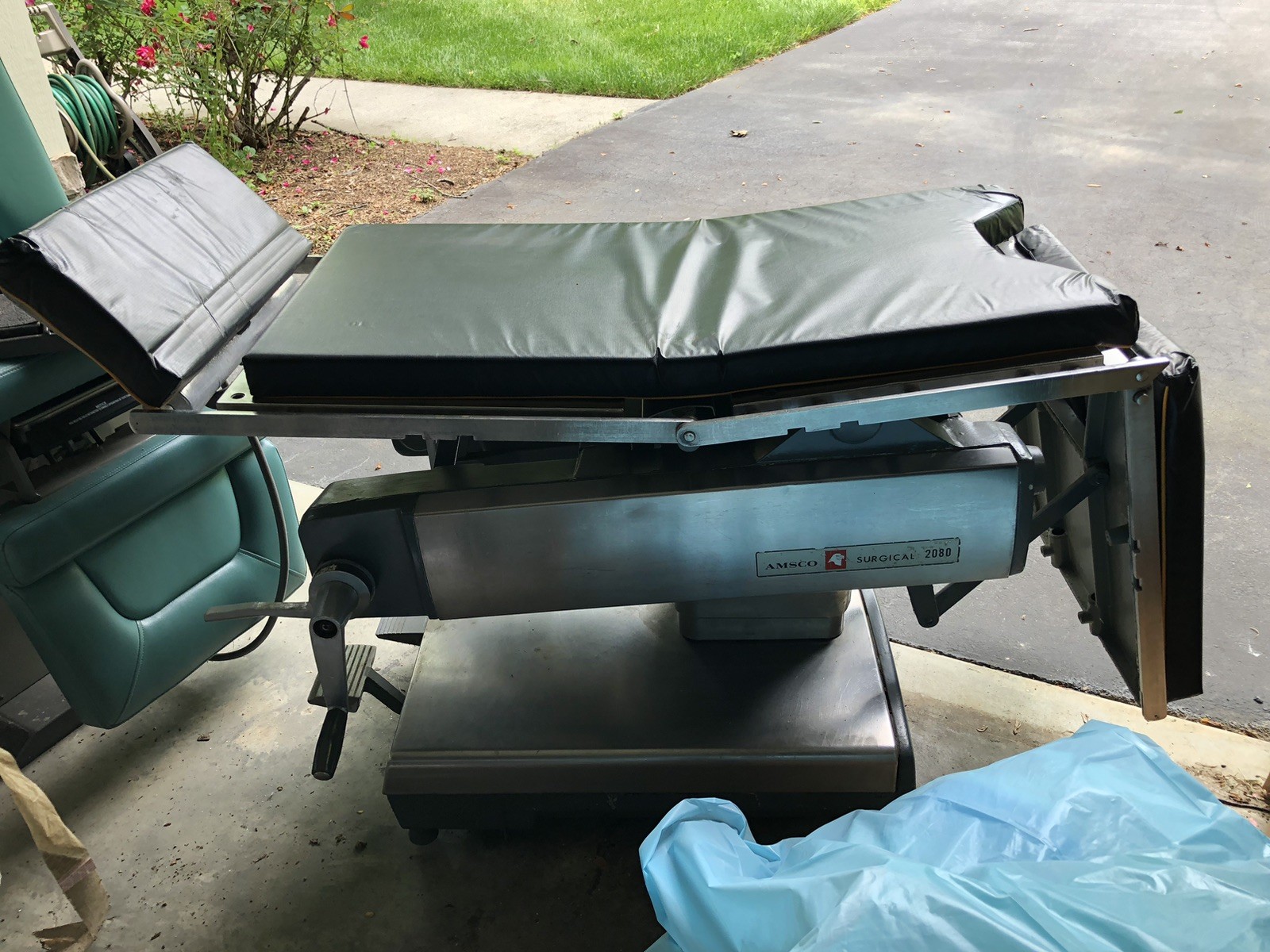 Amsco Surgical 2080 Operating Room Table