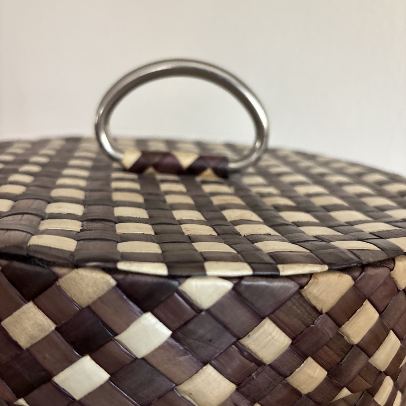 Handwoven Lidded Basket with Handle Checked Pattern