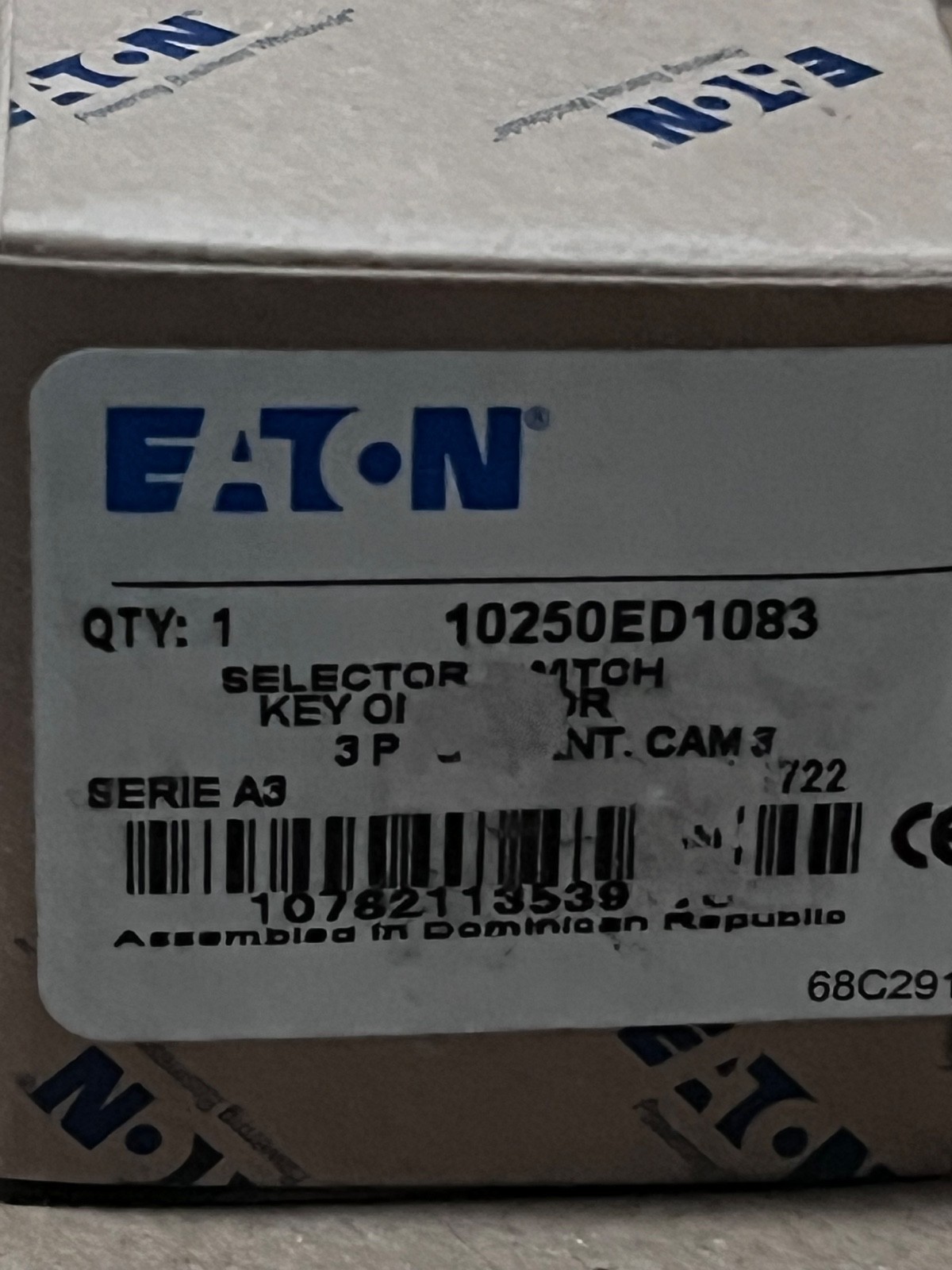 New Eaton 3-Position Key Operator Selector Switch 10250ED1083 NOS