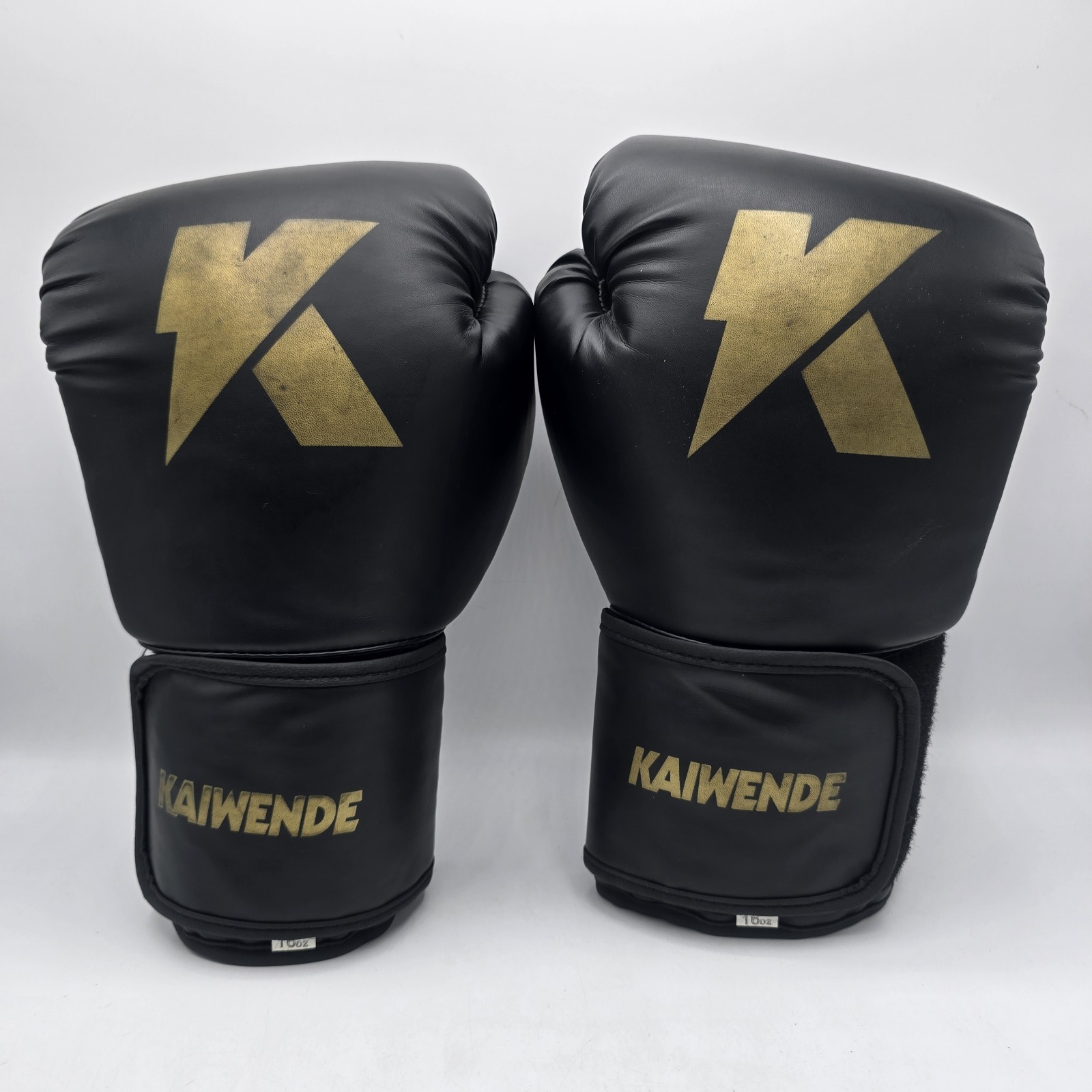 Kaiwende Black and White 16 oz Boxing Sparring Training Gloves Preowned.