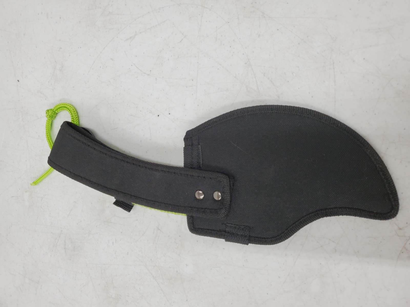UNBRANDED ZOMBIE KILLER KNIFE (133803-1D AO BY6D)