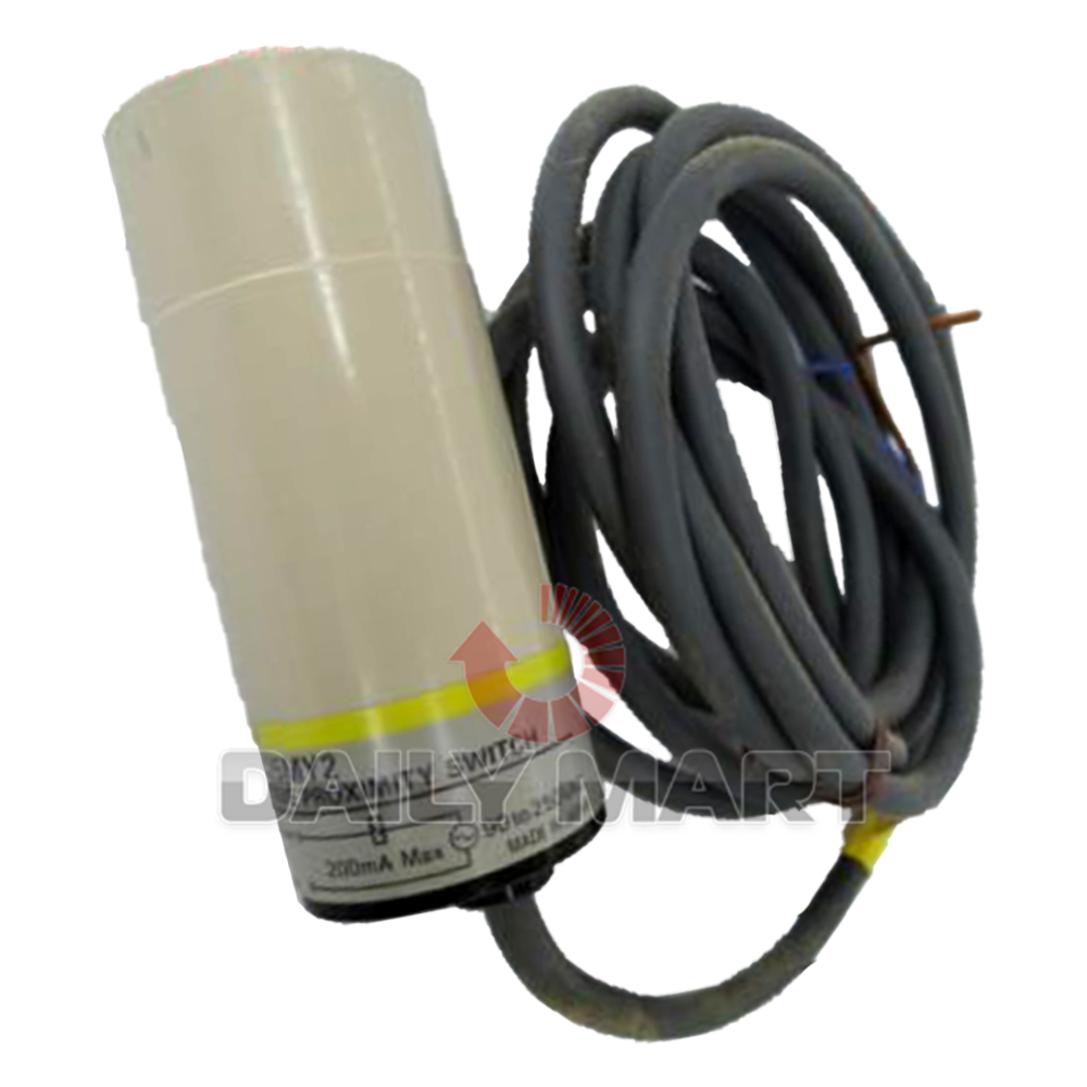 New In Box OMRON E2K-C25MY2 Proximity sensor