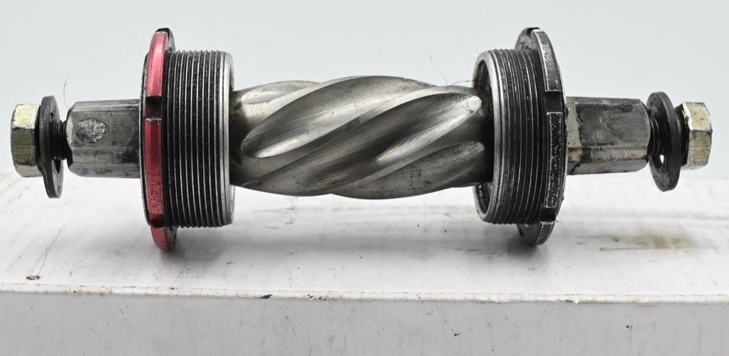 RARE Vintage BOONE Helix Bottom Bracket TITANIUM spindle Square Taper