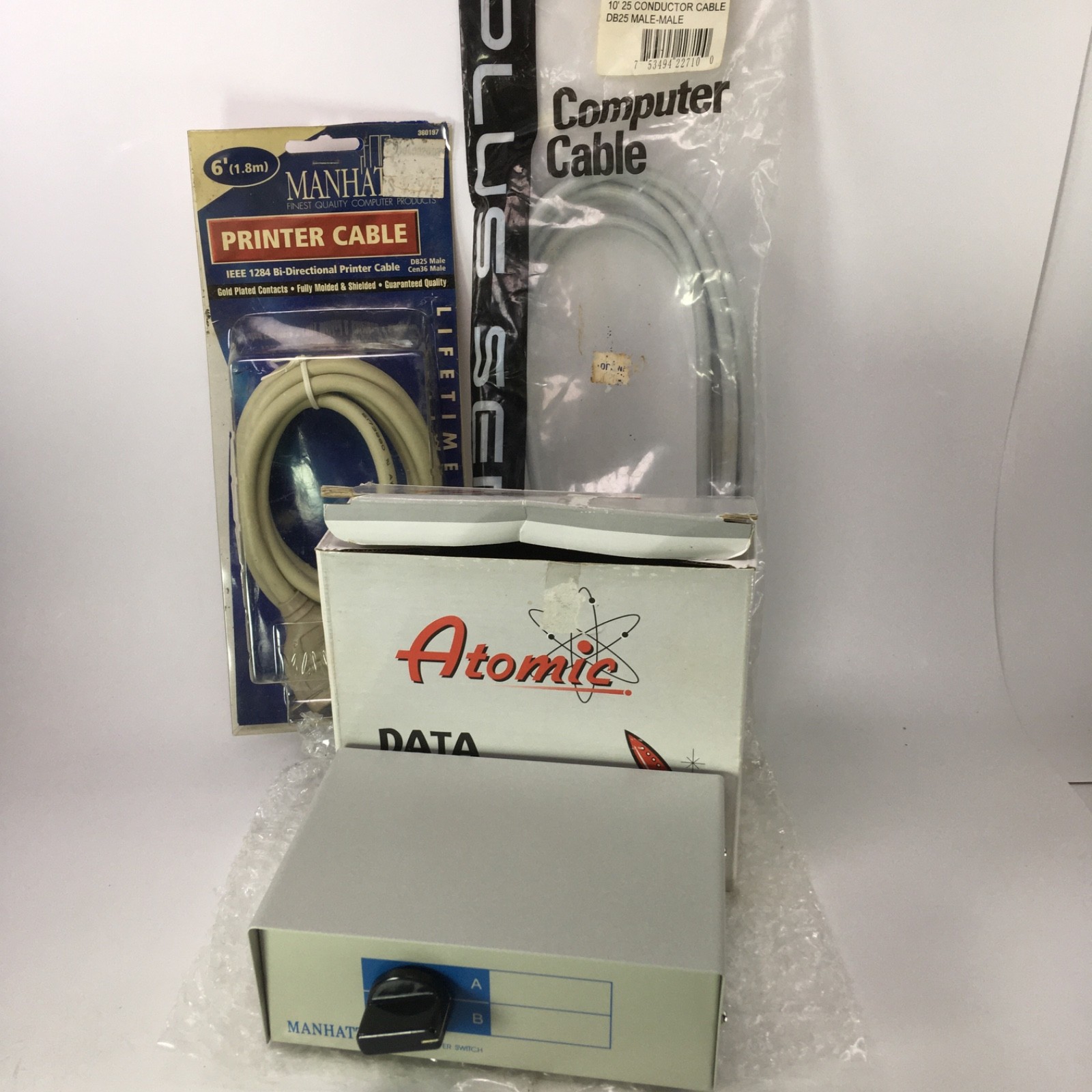 NEW - NOS Manhattan Parallel A/B Switch w/ DB25 & Centronics Cables – COMPLETE