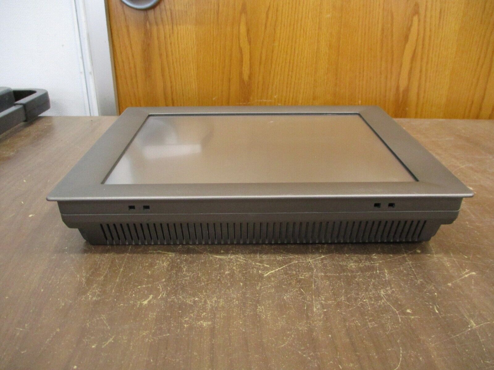 Advantech Touchscreen Panel PC TPC-1261H-A1BE Used