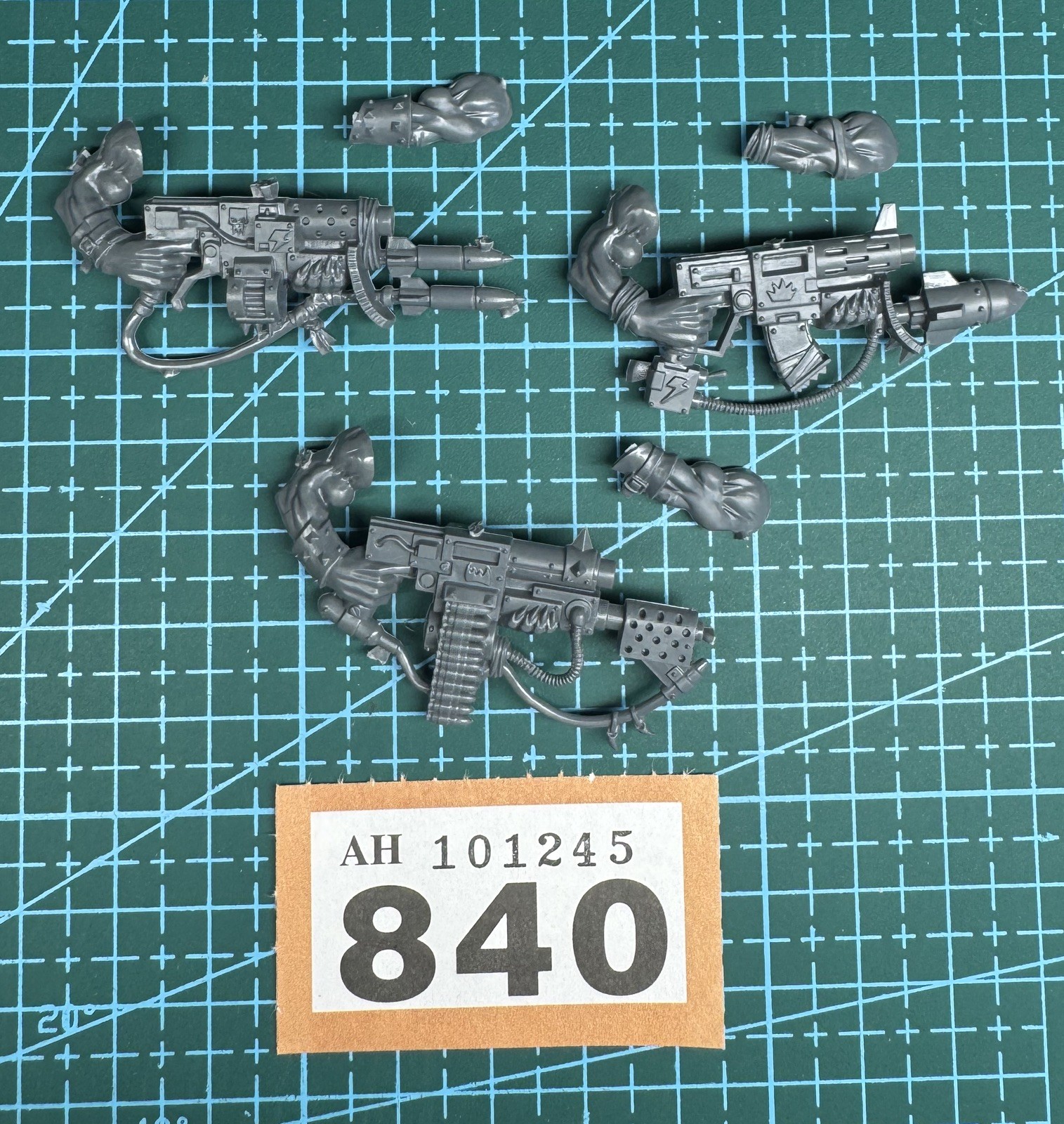 3 Ork Nobz Kombi Weapon Gun Scorcha Rocket Launcher Arm Pair 40K Bits Kitbash