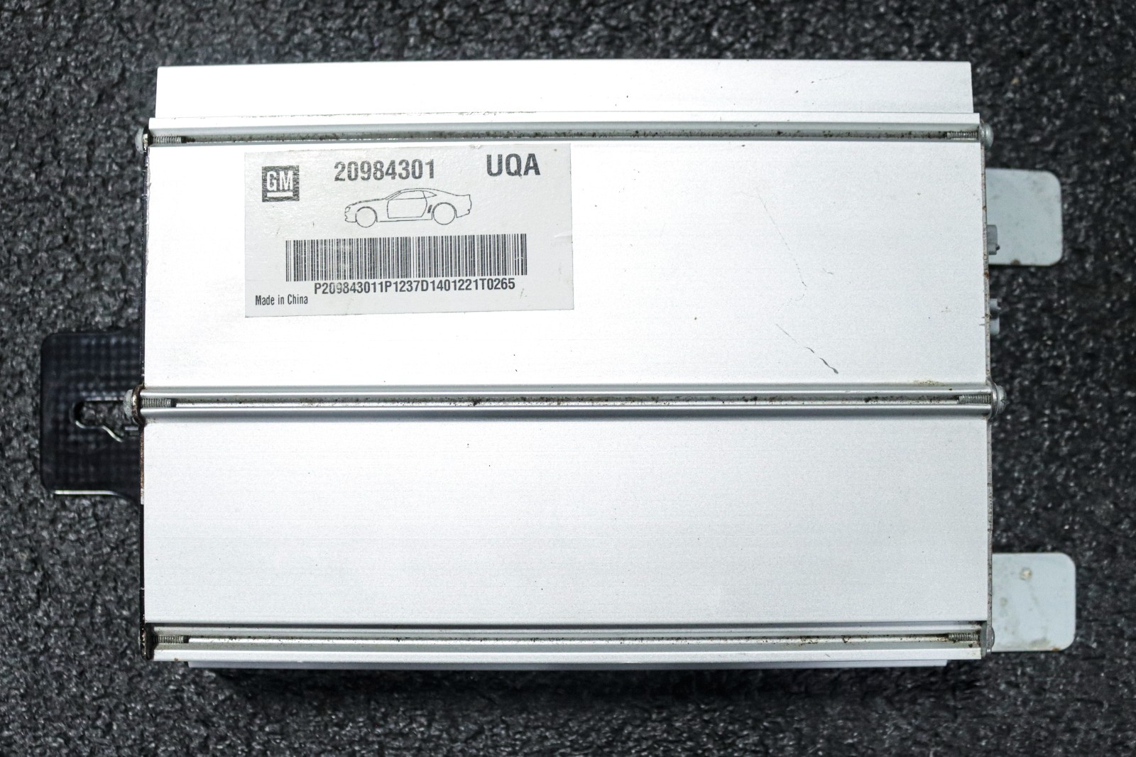 10-15 Chevy Camaro SS Coupe Stereo Radio Speaker Amplifier OEM 20984301 *USED*