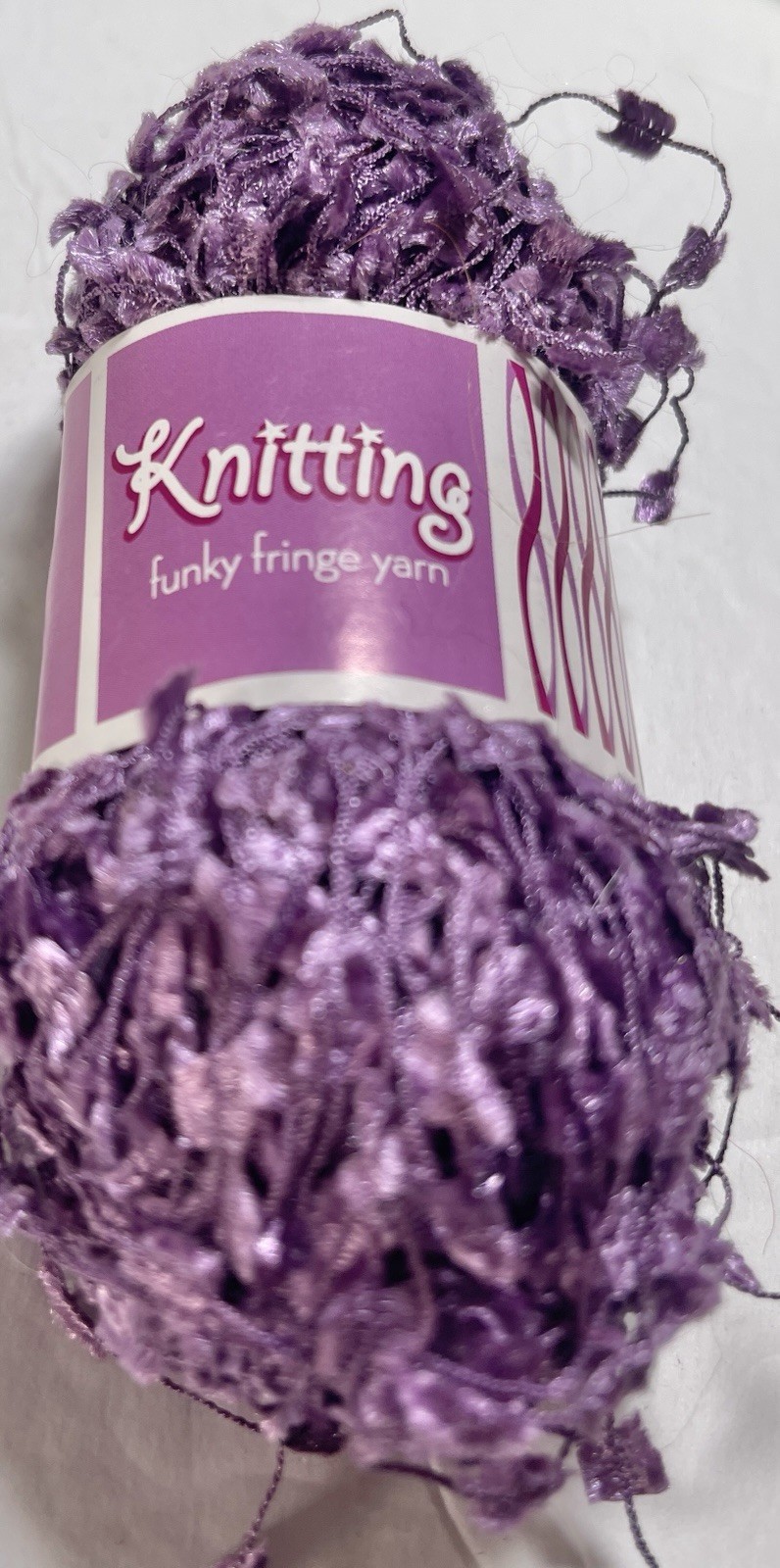 KNITTING FUNKY FRINGE YARN . 1pk. PURPLE. I Combine Shipping,Read Detail