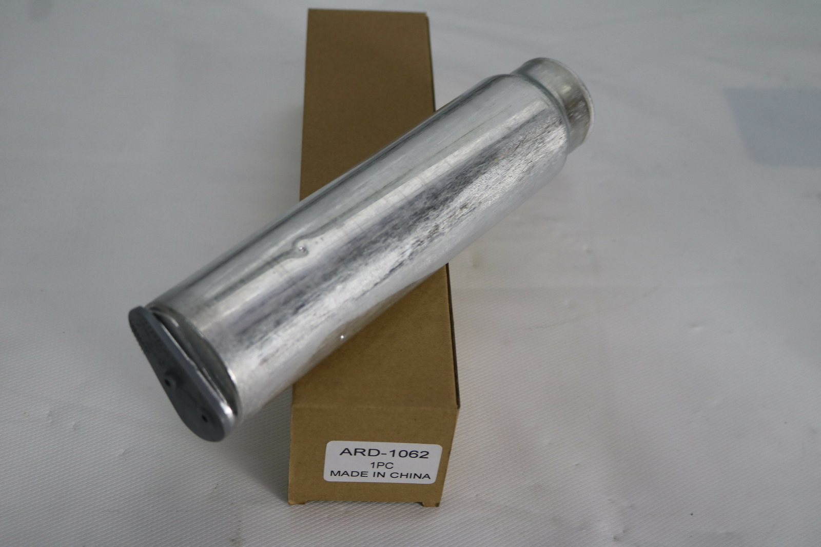Air Conditioner AC Accumulator Drier for Komatsu John Deere Hitachi Kubota