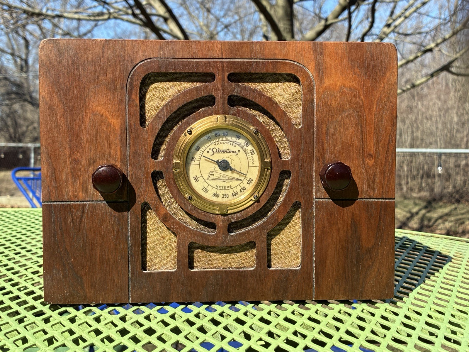 1930’s Silvertone Tube Radio Mission Bell Company in California? Untested
