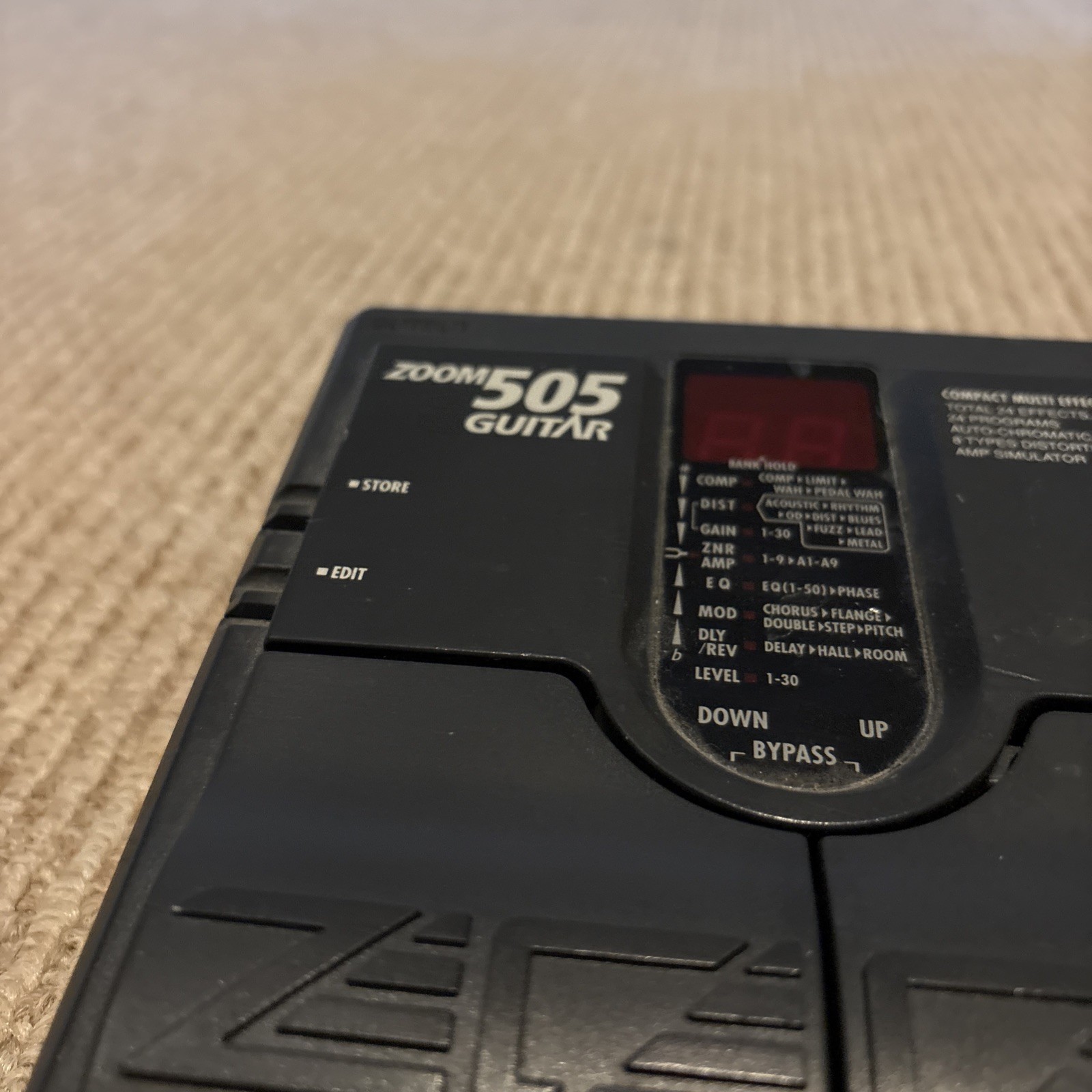 Zoom 505 Guitar Compact Multi Effects Processor Pedal No Power Supply