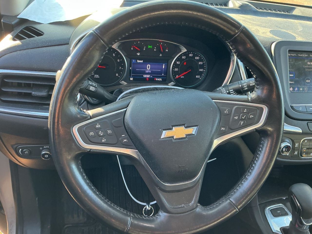 EQUINOX 2021 Glove Box 4996731