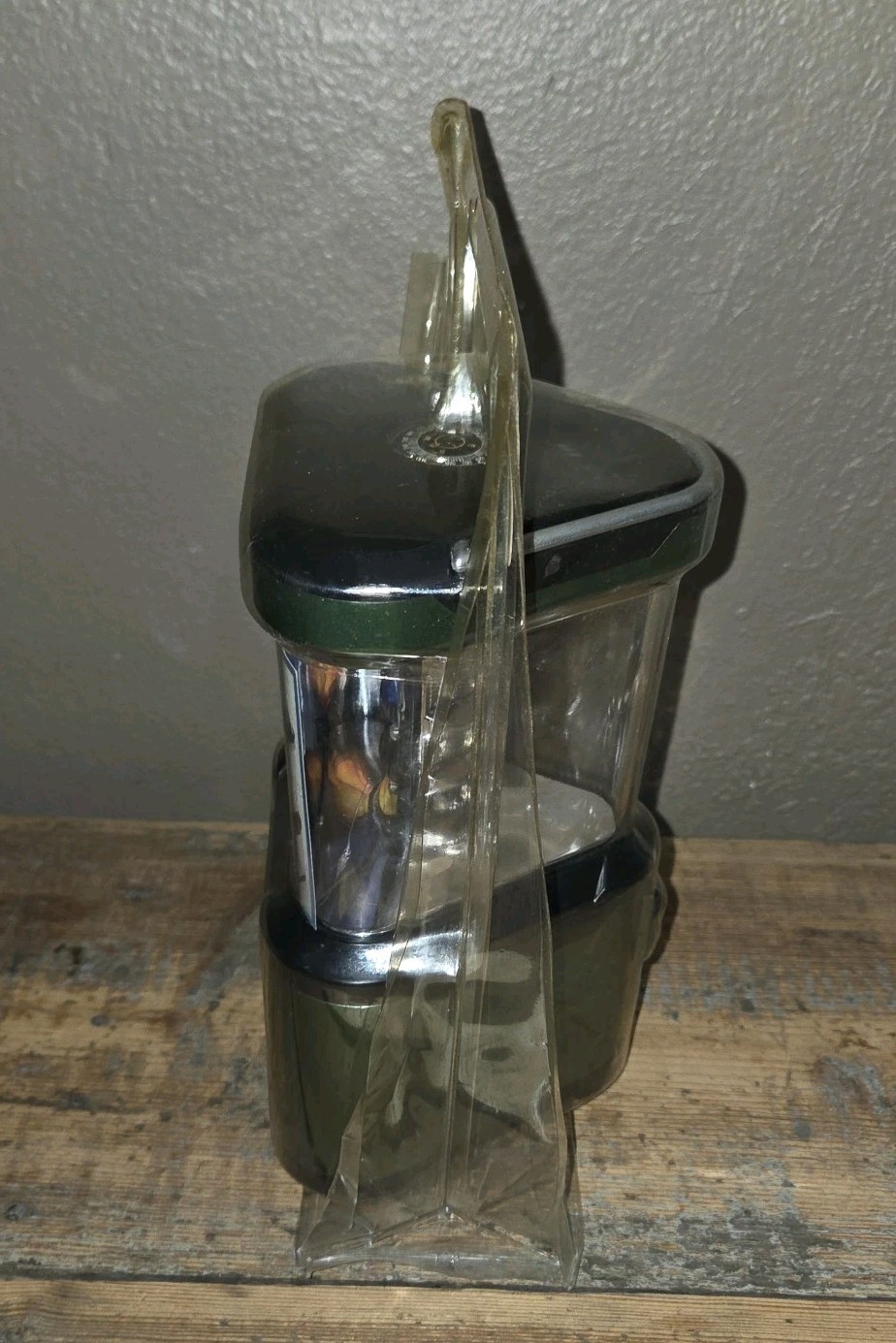 Journey's Edge 24 LED Triangular Camping Lantern Light w Compass & Hanger New