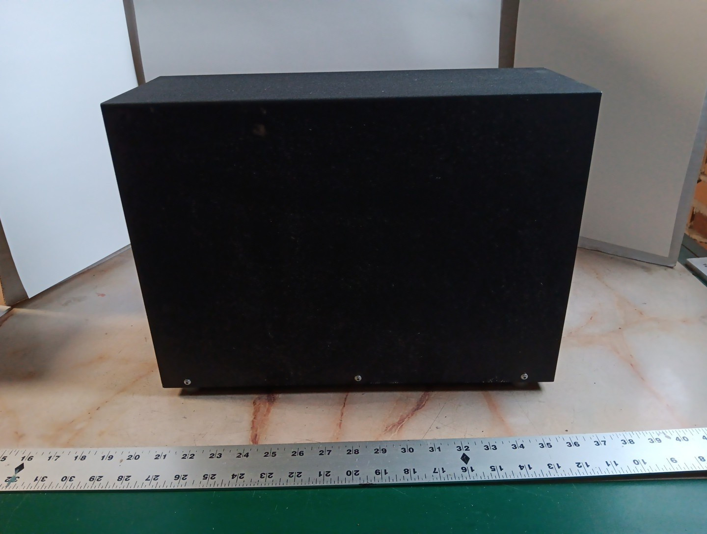 INTEGRATION TECHNOLOGY SUBZERO 055RT 208V 10A 60HZ COMPUTER