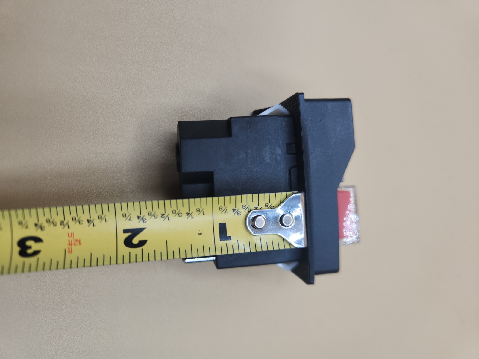 DeWALT 5140135-94 Magnetic Start Stop Switch 120V 16A 1/2 HP 4 Pin Prong
