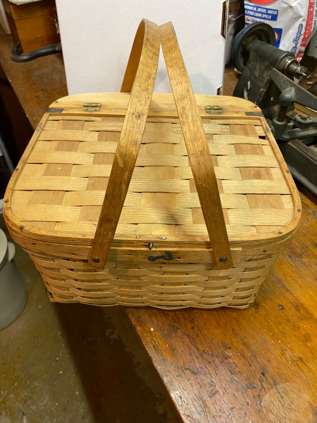 Vtg Pie Basket Insert Woven Wicker Rattan Swivel Handles Ut