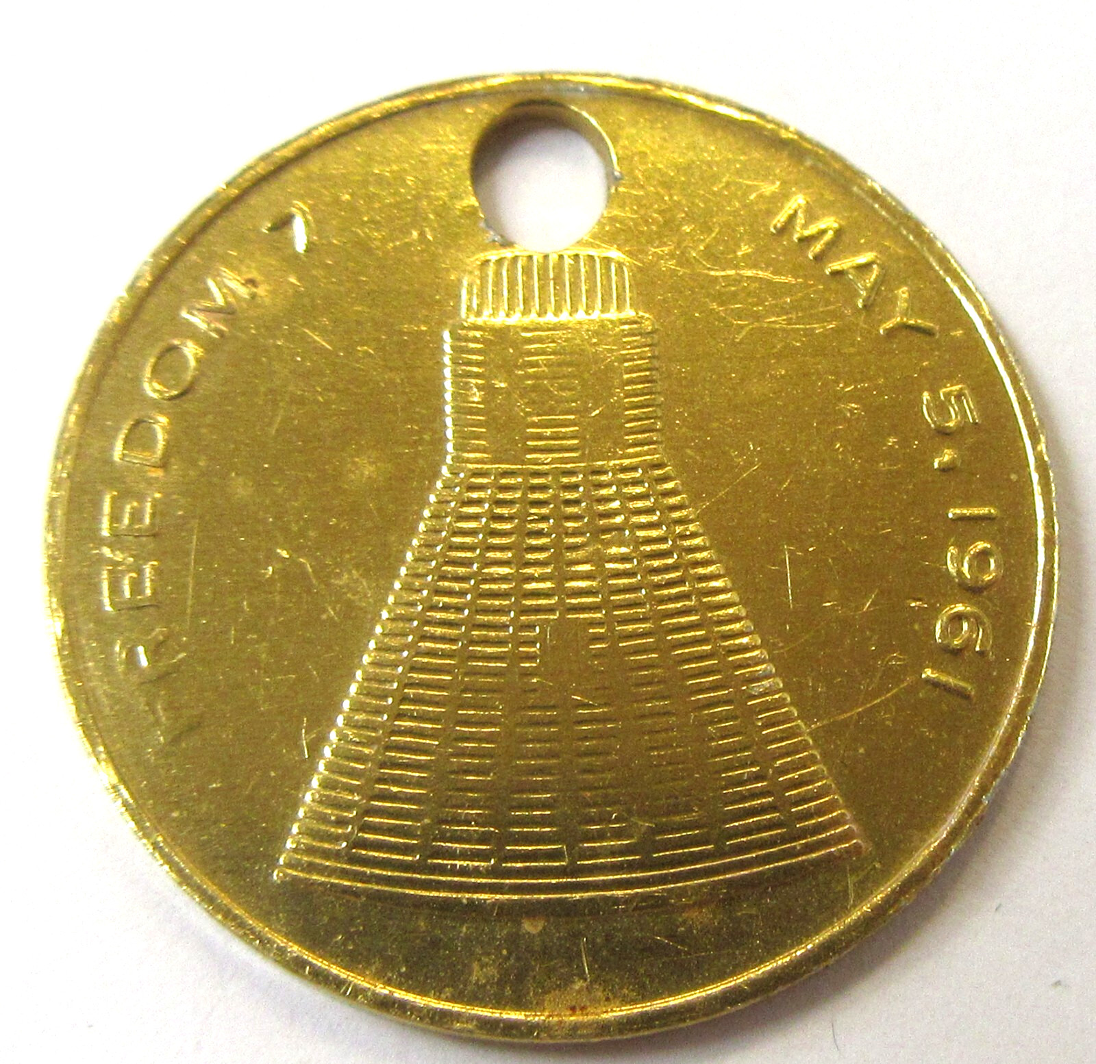 FREEDOM 7 May 5 1961 AMVETS keychain 1" coin gold aluminum sa1