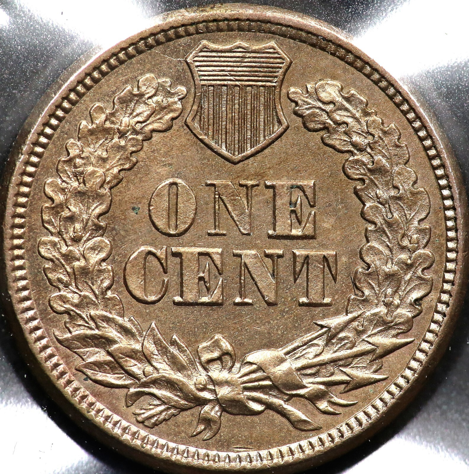 1864 COPPER NICKEL INDIAN HEAD ONE CENT #2910