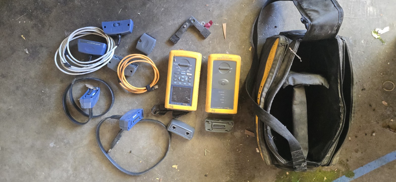 Fluke Networks DSP-4300 Cat5e Cat6 Cable Tester DSP4300