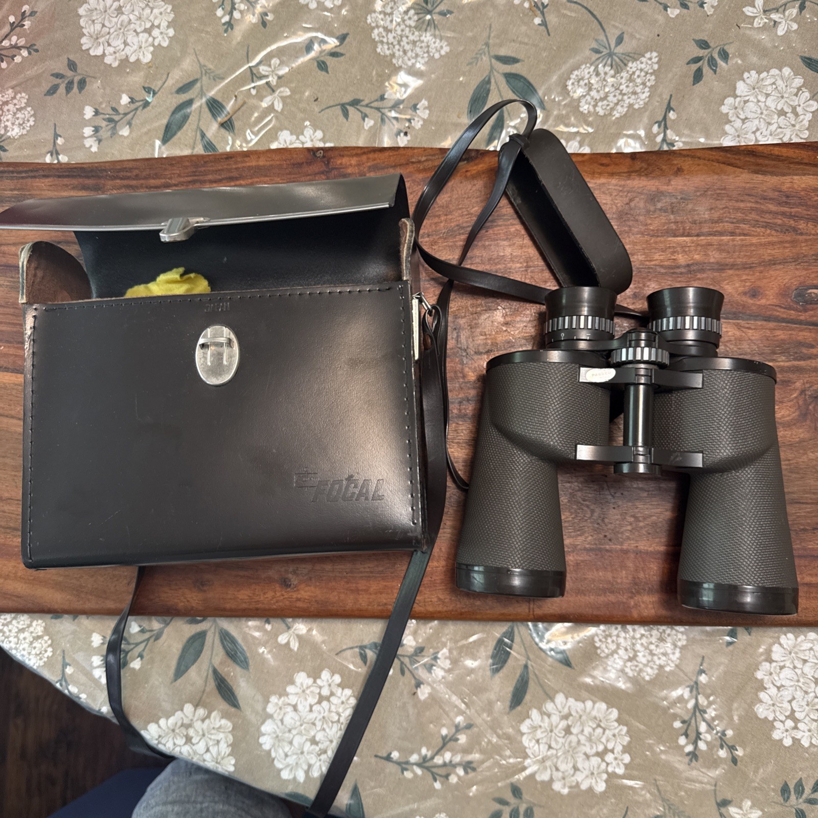 Kmart FOCAL Slam Cat Optics 7x50 Wide Angle  Binoculars W/Case. Made in Japan