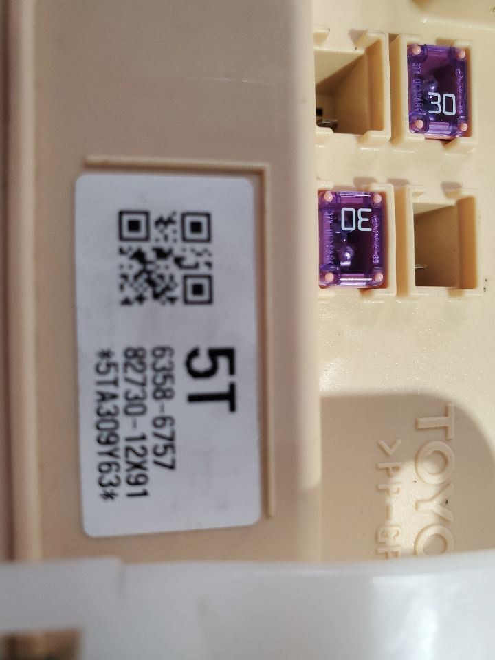 2017 2018 Toyota Corolla iM OEM Multiplex Network Control Module 82730-12X91