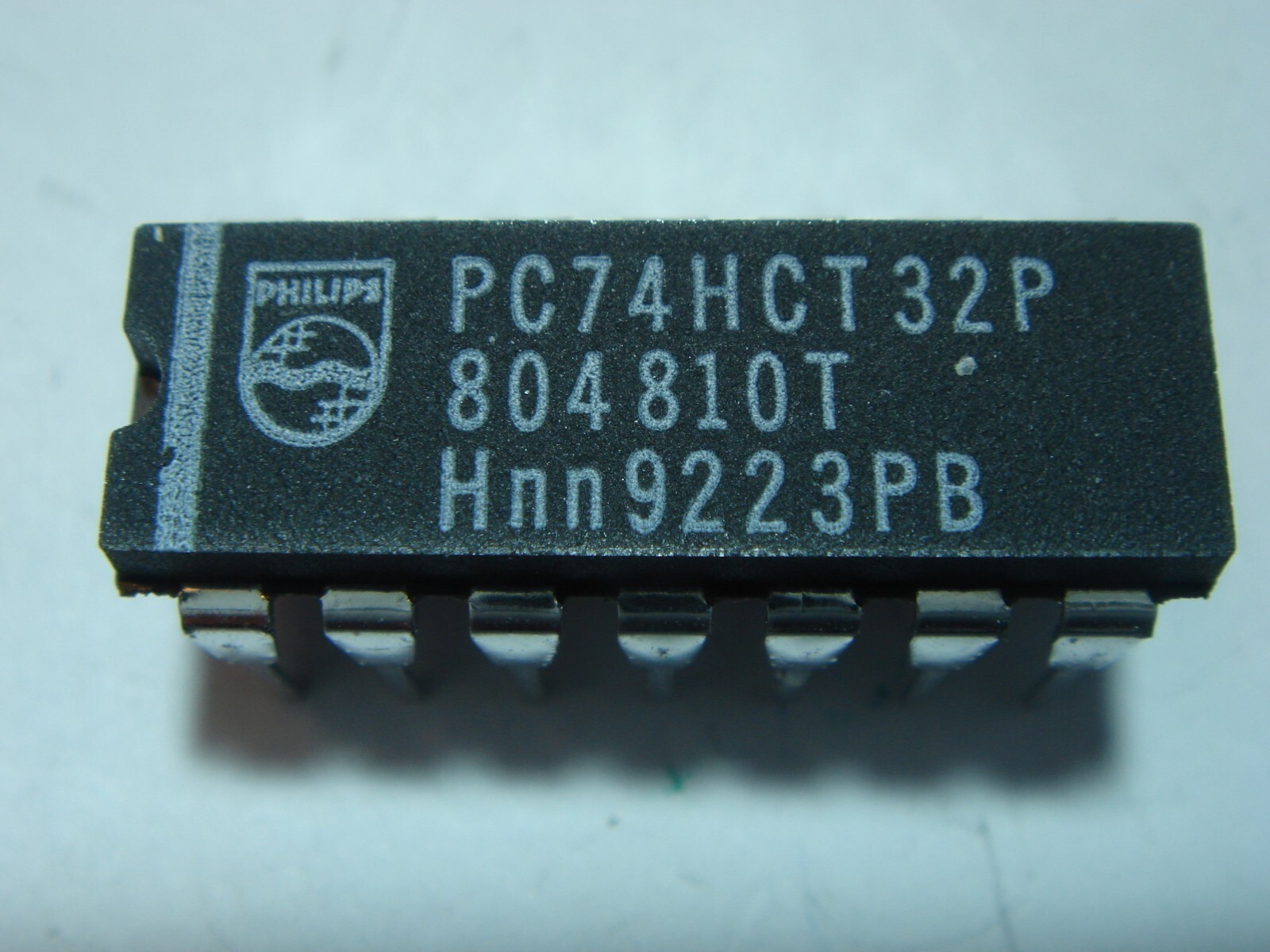 PC 74HCT32 DIL HC-CMOS IC Circuit #AS34-44