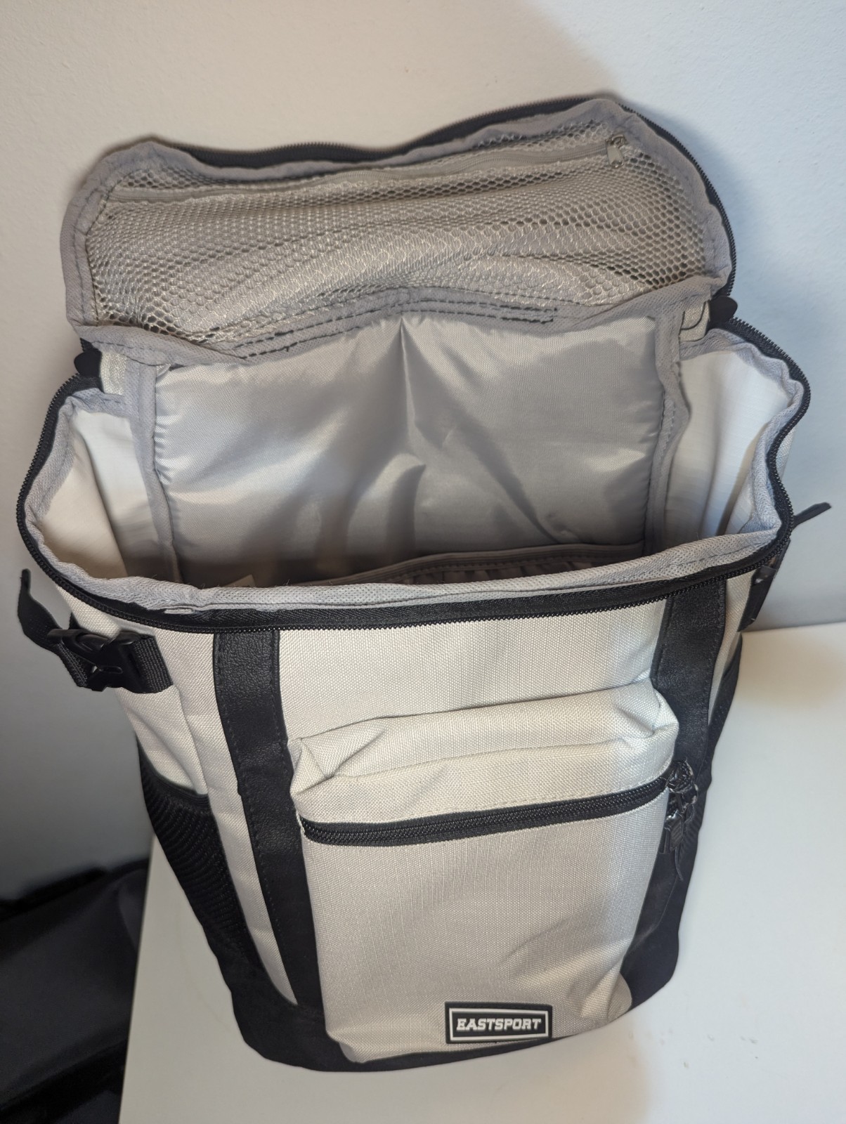 Eastsport Unisex Rival 18.5" Laptop Backpack, Khaki