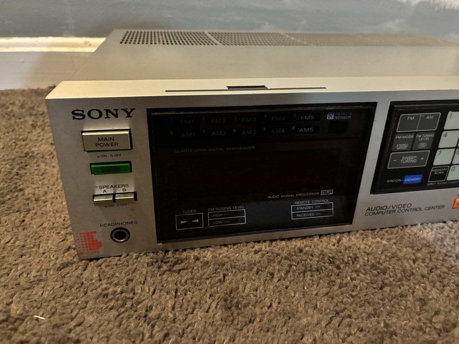 Sony STR-VX750 FM Stereo/FM-AM Receiver AV Computer Control Center Nice