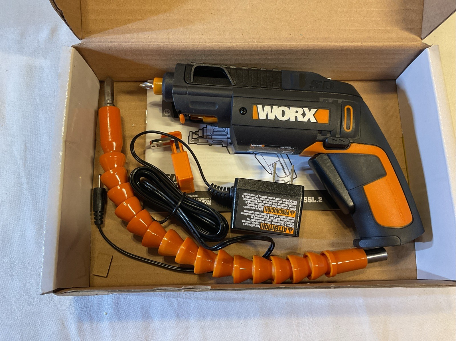 The word 4V Max Lithium SD Semiautomatic Driver