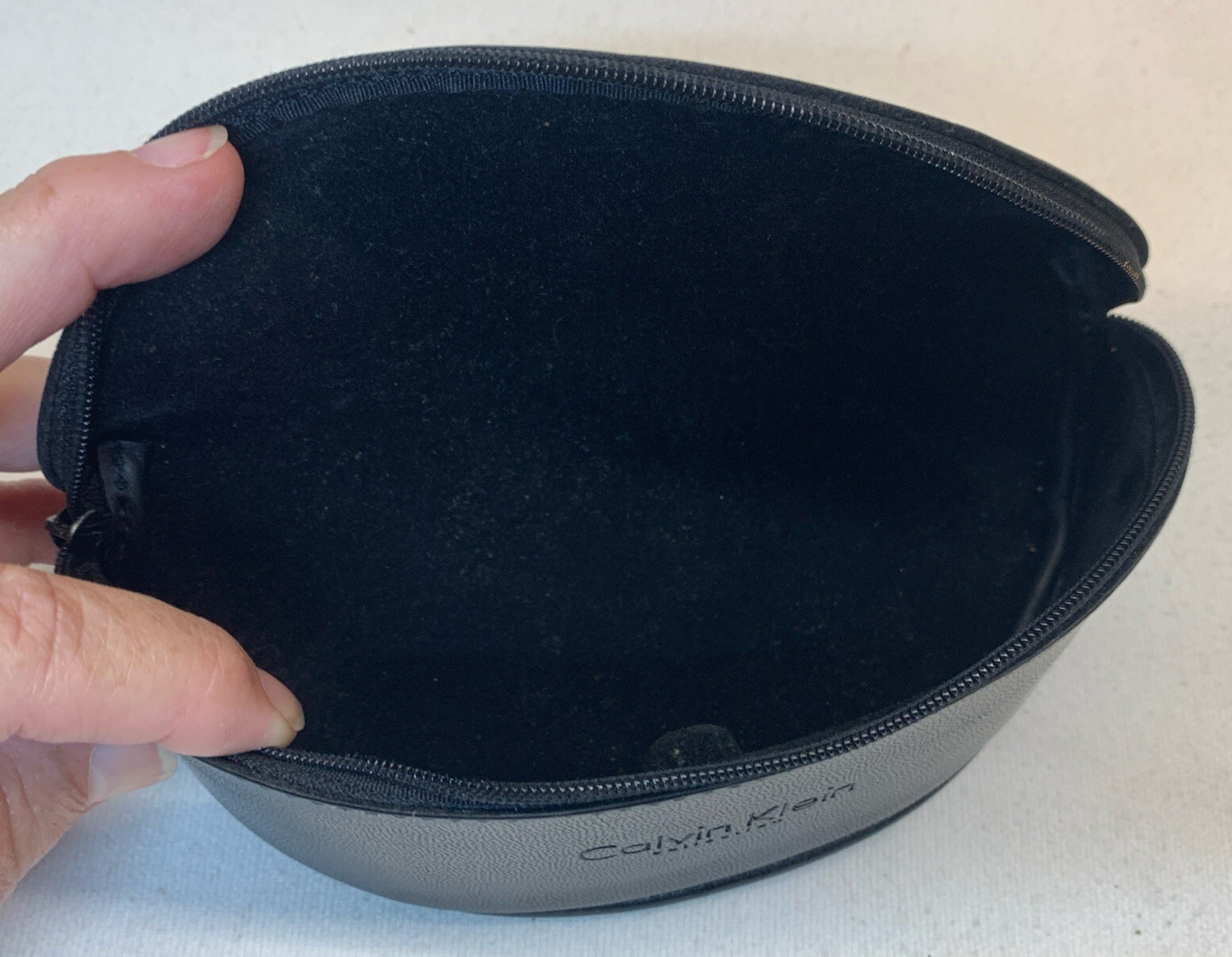 Calvin Klein Collection Zippered Sunglasses Case - Black