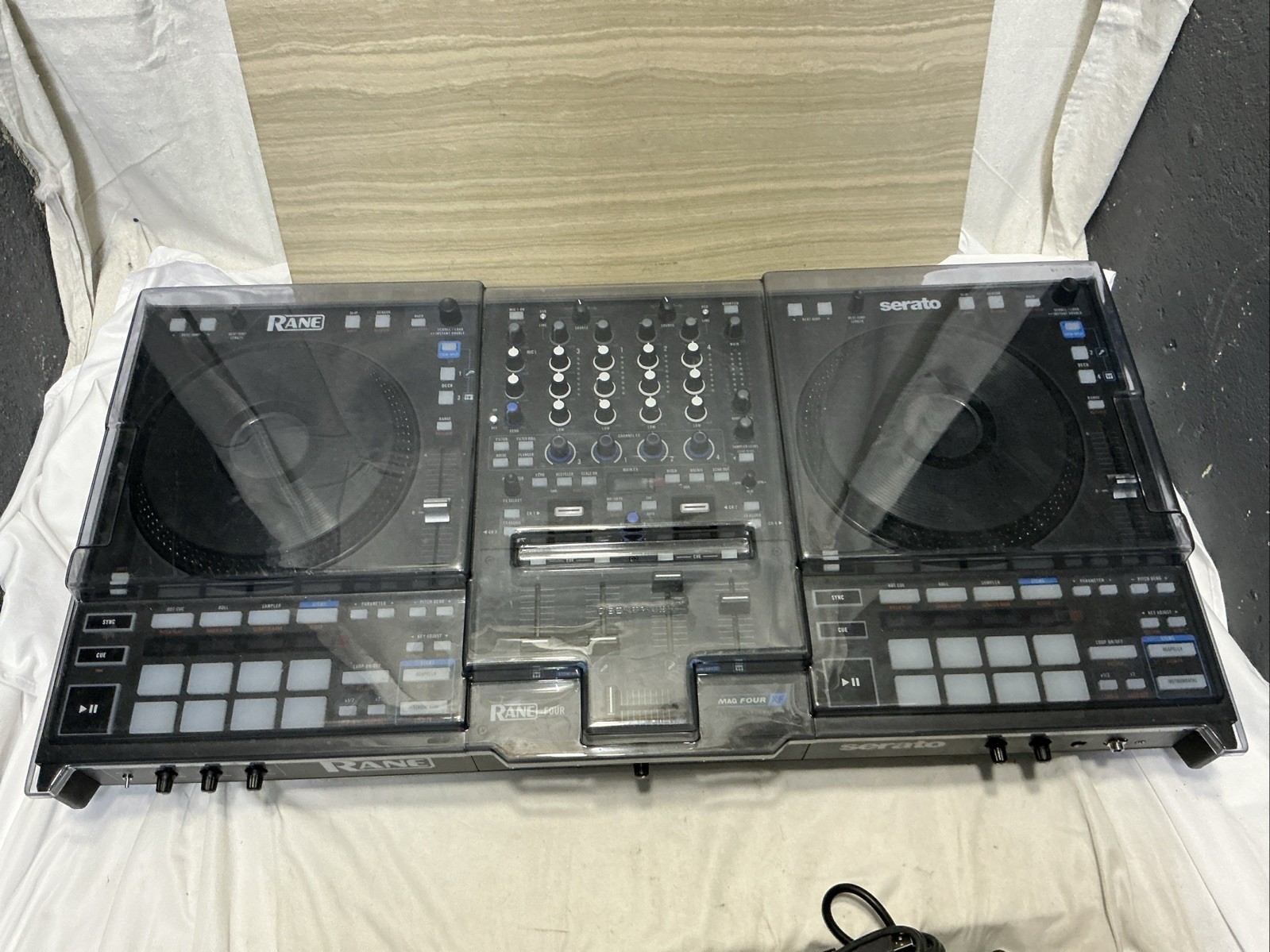 RANE FOUR Professional Serato DJ Pro 4-Channel Stems USB Controller Mixer Tested