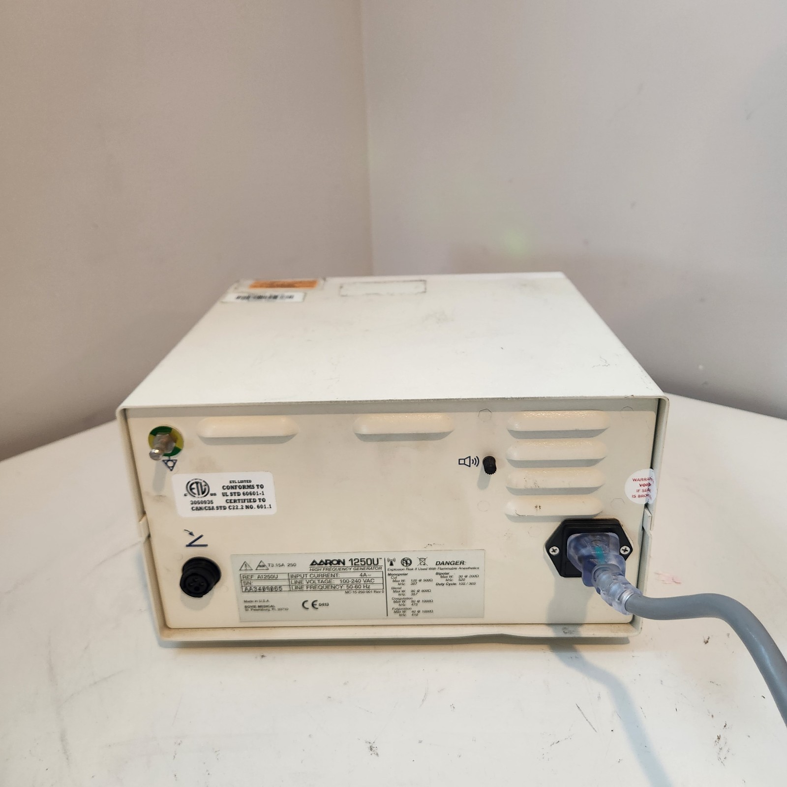 Bovie Aaron 1250 Electrosurgical Generator