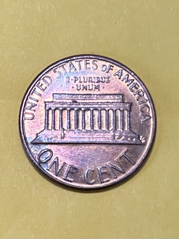 RED 1982 D Small Date Lincoln Penny Vf Condition