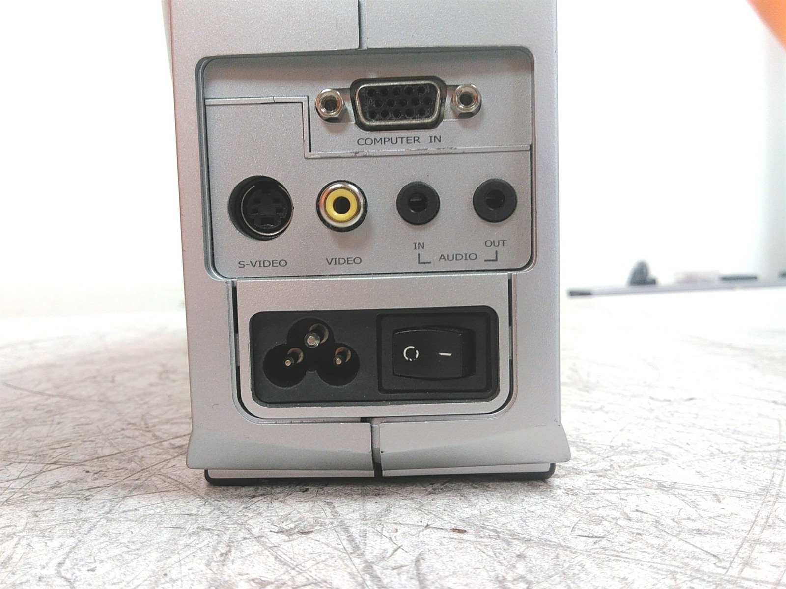 Apollo MS800 DLP VGA S-Video Desktop Projector No Remote