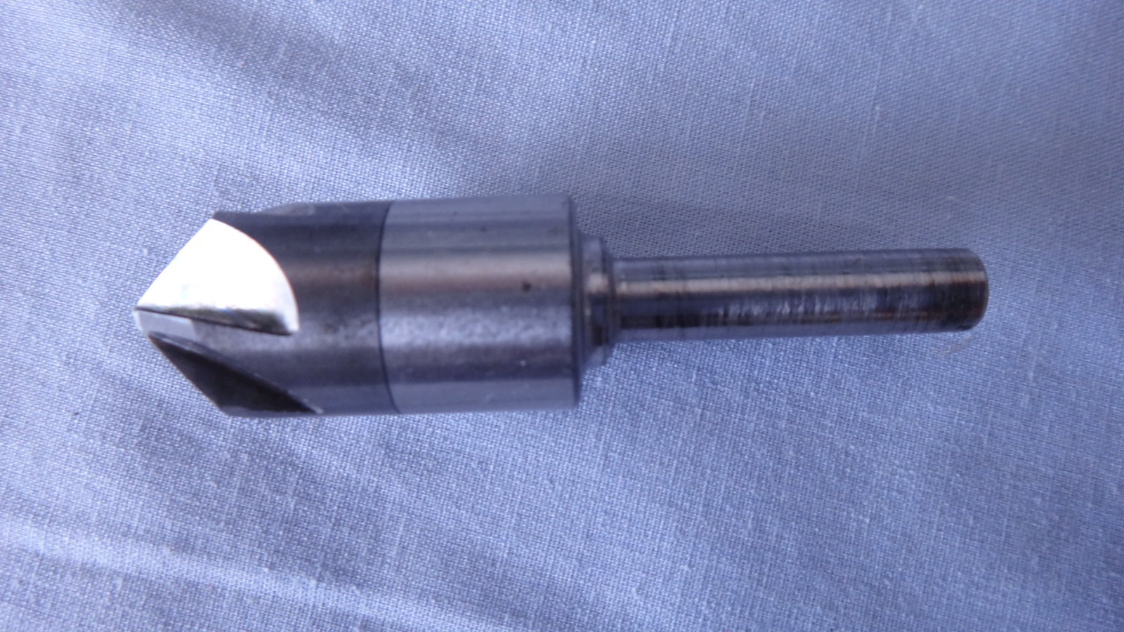 5/8" Head Dia, 82 Deg Included Angle, 6 Flute, Solid Carbide, countersink