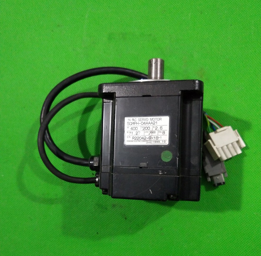 Used SGMPH-04AAA21 400W servo drive Fully tested